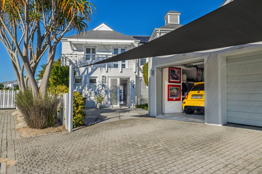4 Bedroom Property for Sale in Thesen Islands Western Cape